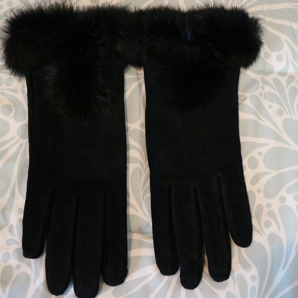Women's Fur Cuffed Driving Gloves - Picture 2 of 3